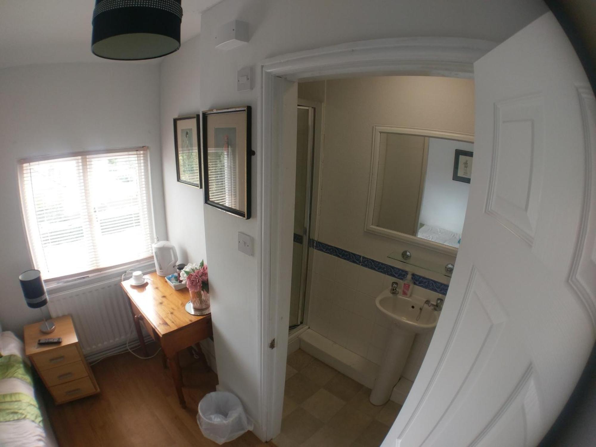 The Rifle Volunteer Bed & Breakfast Ware Rom bilde